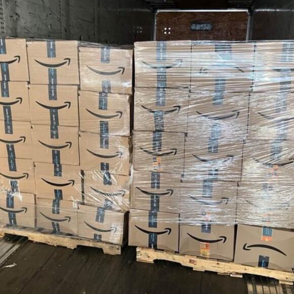 Small Amazon Mystery Boxes Reseller Pallet Liquidation 10+ Items Overstock Gifts - Picture 1 of 10